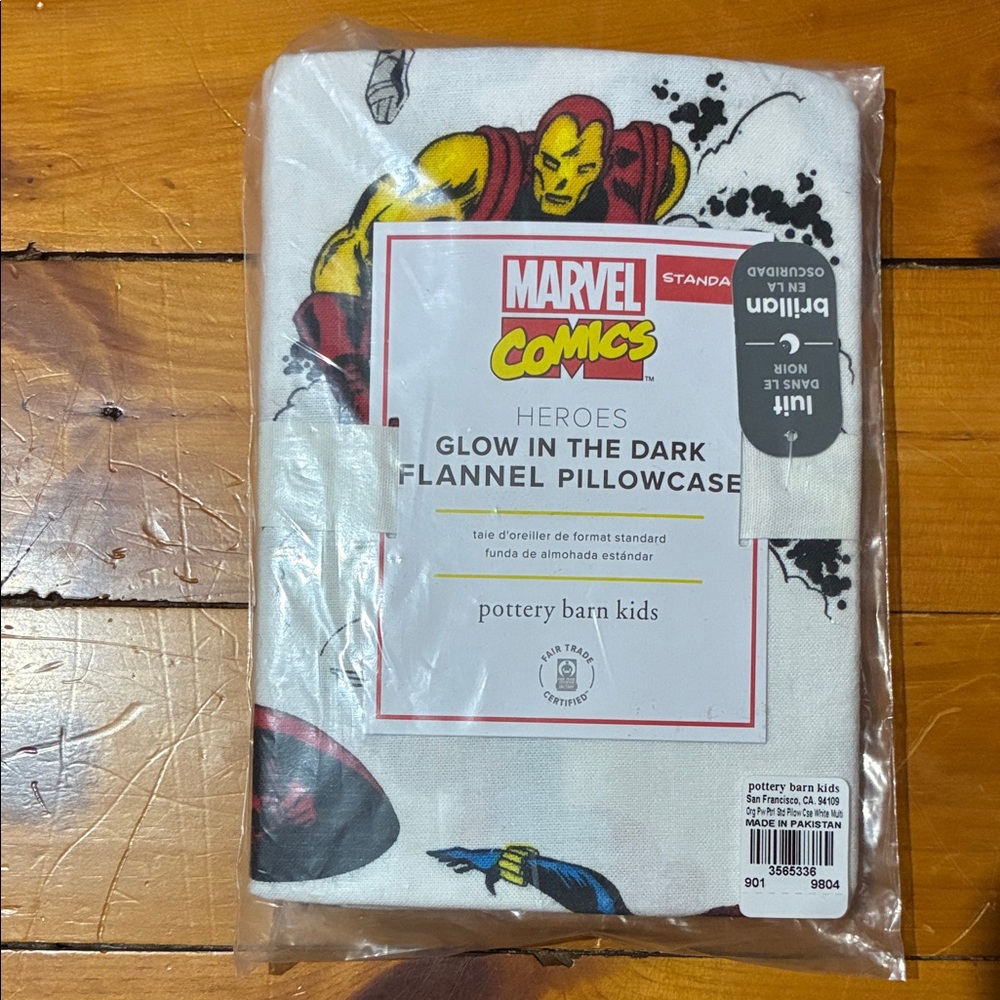 Pottery Barn Kids Marvel Comics Heroes Glow Pillowcase 💥🦸🏻‍♂️